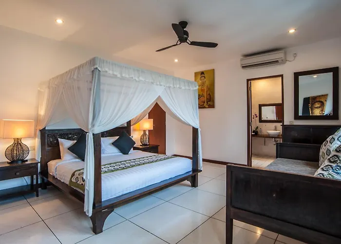 Annecy * Seminyak